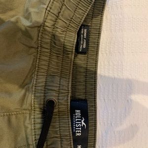 HOLLISTER Men's skinny jogger